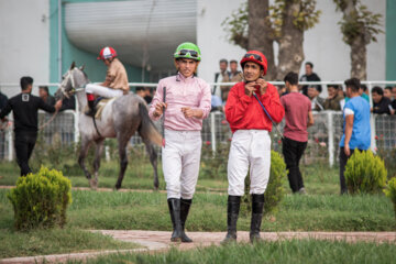 بزرگترین مجموعه اسبدوانی ایران در گنبد کاووس