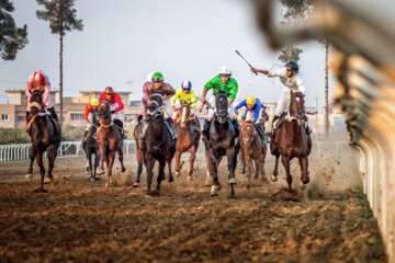 بزرگترین مجموعه اسبدوانی ایران در گنبد کاووس