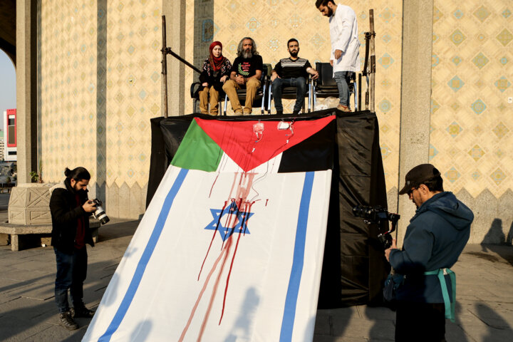 Gaza Performance in Tehran supports Palestine