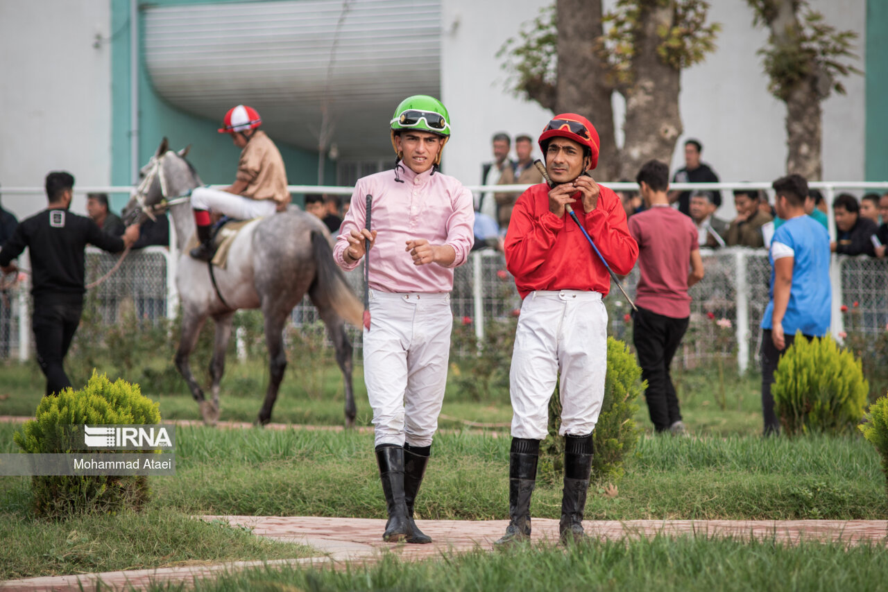 بزرگترین مجموعه اسبدوانی ایران در گنبد کاووس