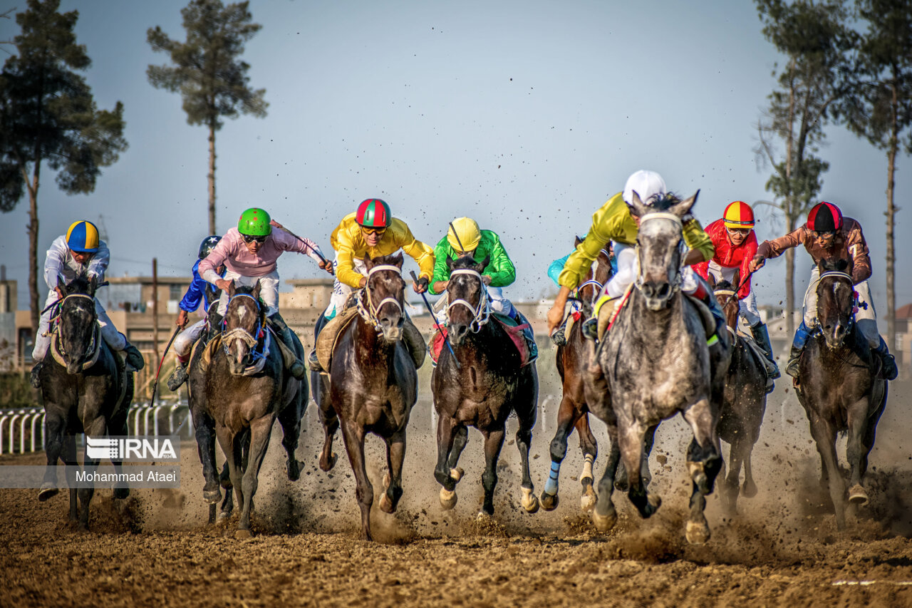 بزرگترین مجموعه اسبدوانی ایران در گنبد کاووس