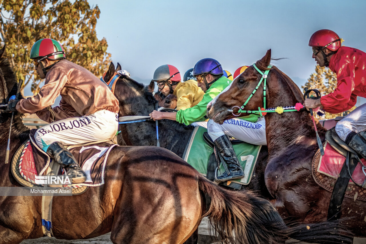 بزرگترین مجموعه اسبدوانی ایران در گنبد کاووس