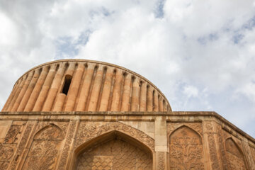 عمارت خورشید یا کاخ کلات در شهرستان کلات خراسان رضوی آثار تاریخی میراث فرهنگی بناهای تاریخی جاذبه گردشگری ایرانگردی