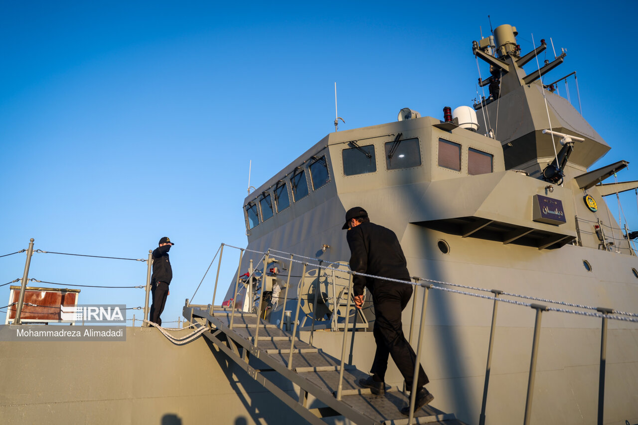 ناوشکن تمام ایرانی «دیلمان»