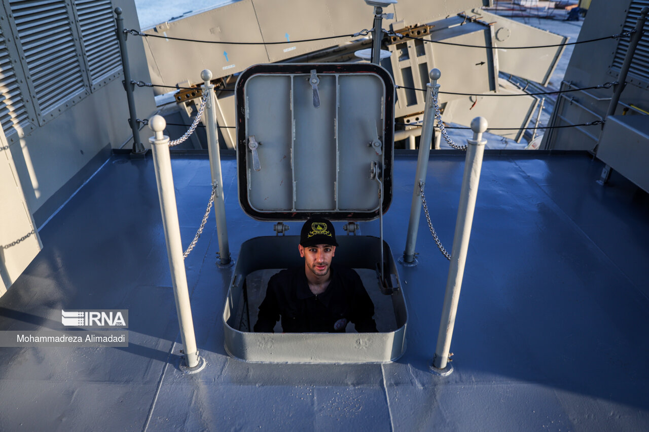 ناوشکن تمام ایرانی «دیلمان»