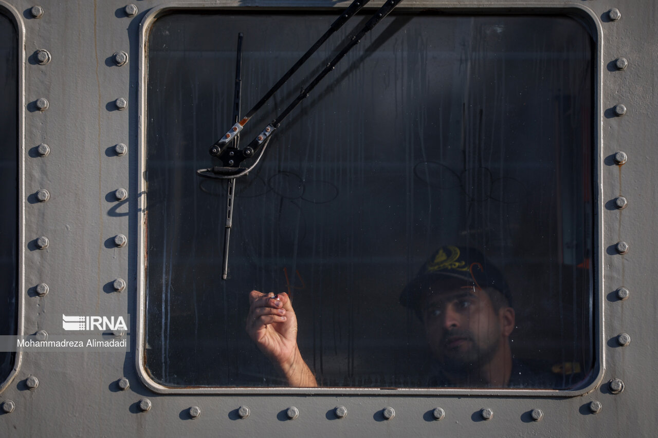 ناوشکن تمام ایرانی «دیلمان»