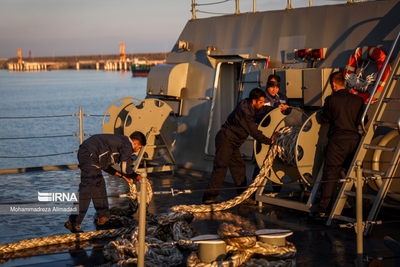ناوشکن تمام ایرانی «دیلمان»