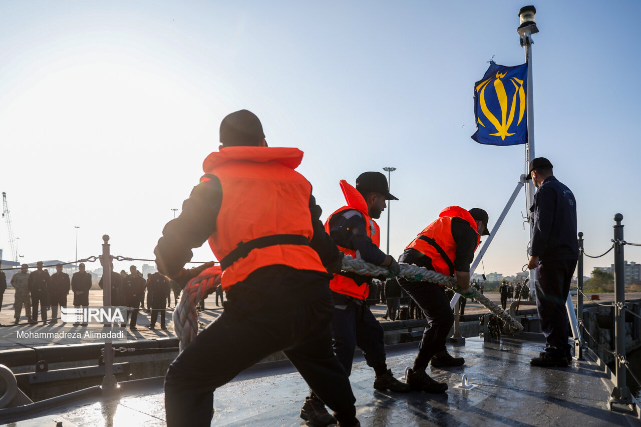 ناوشکن تمام ایرانی «دیلمان»