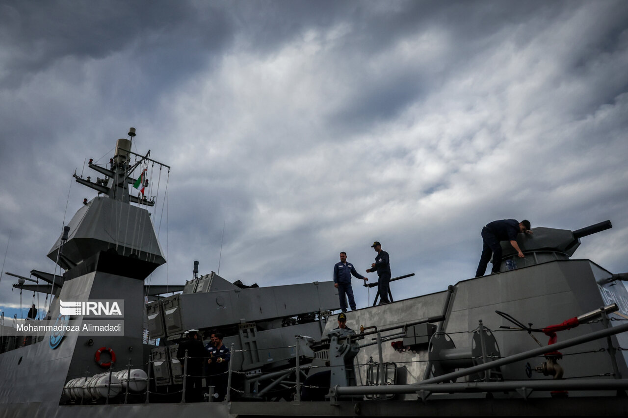 ناوشکن تمام ایرانی «دیلمان»