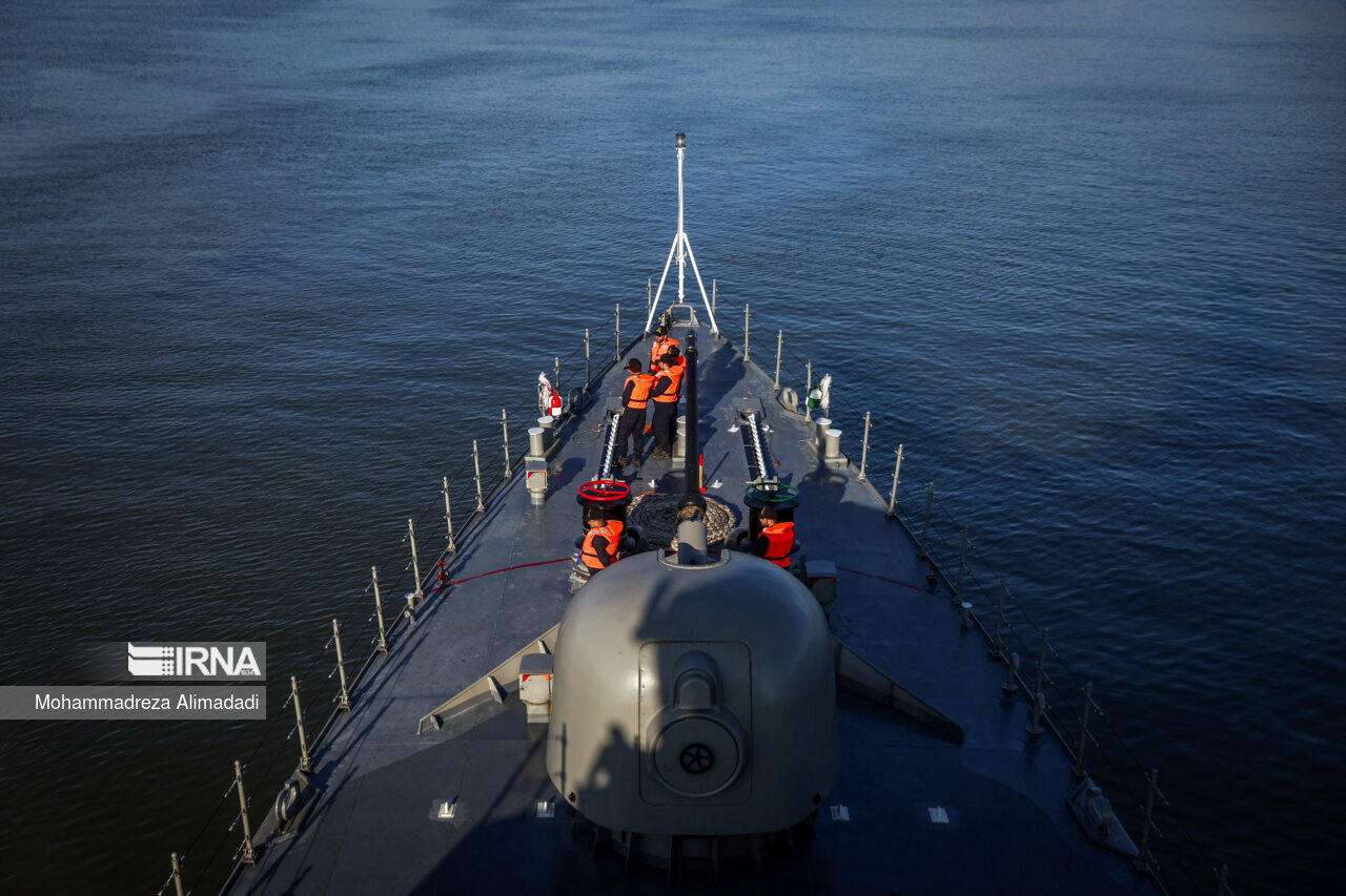 ناوشکن تمام ایرانی «دیلمان»