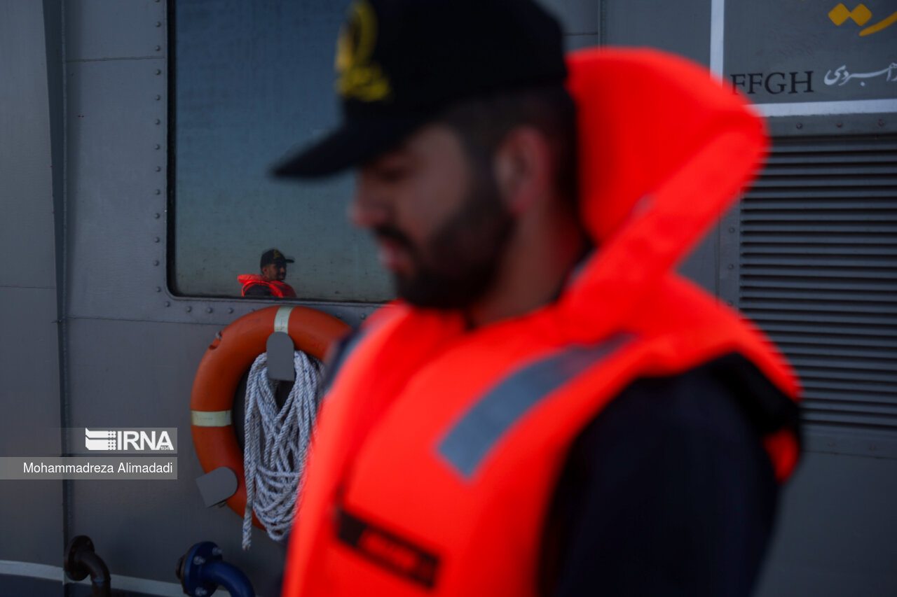 ناوشکن تمام ایرانی «دیلمان»