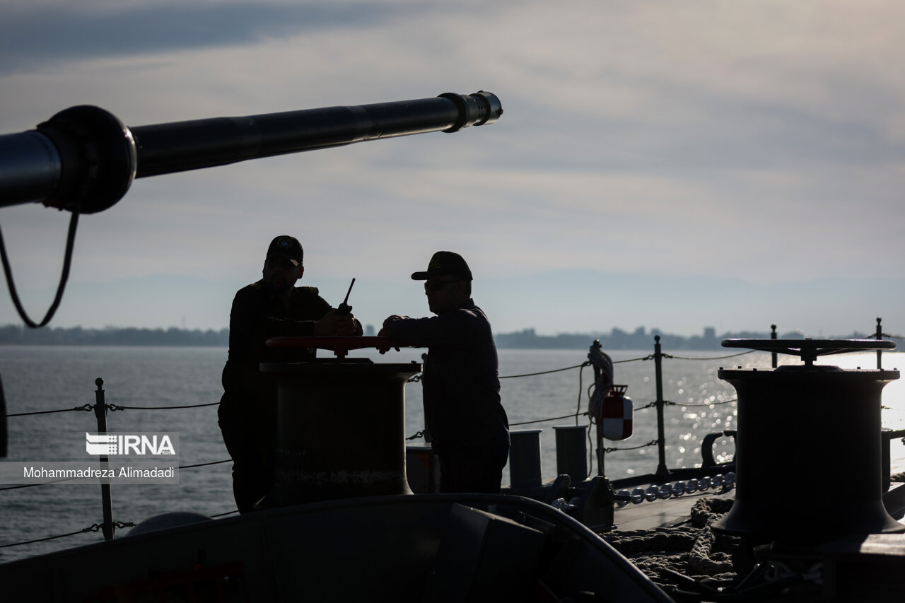 ناوشکن تمام ایرانی «دیلمان»