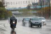 ترافیک سنگین در محور هراز/ جاده های مازندران بارانی و لغزنده است