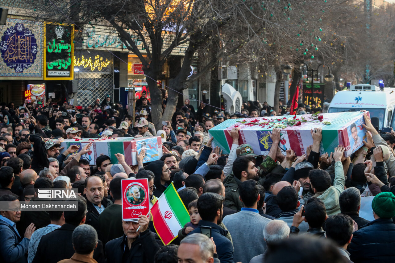 تشییع پیکر شهیدای مدافع حرم در مشهد
