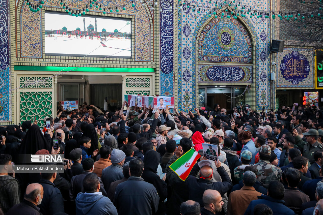 تشییع پیکر شهیدای مدافع حرم در مشهد