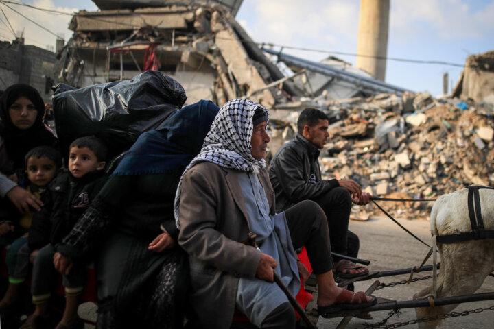 کوچ دوباره مردم غزه به مناطق امن