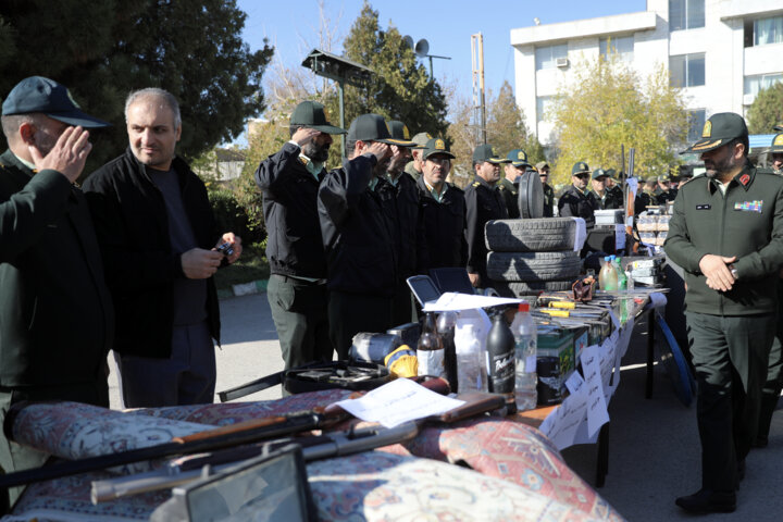 نمایشگاه کشفیات پلیس در کرمانشاه