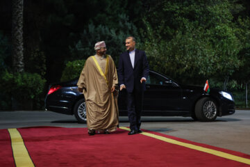 استقبال «حسین امیرعبداللهیان» از «سید بدر البوسعیدی » وزیر خارجه عمان 