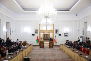 نشست خبری مشترک وزرای خارجه عمان و ایران«سید بدر البوسعیدی » وزیر خارجه عمان 