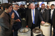 Der kubanische Präsident besucht die iranische Ausstellung für neue Technologien