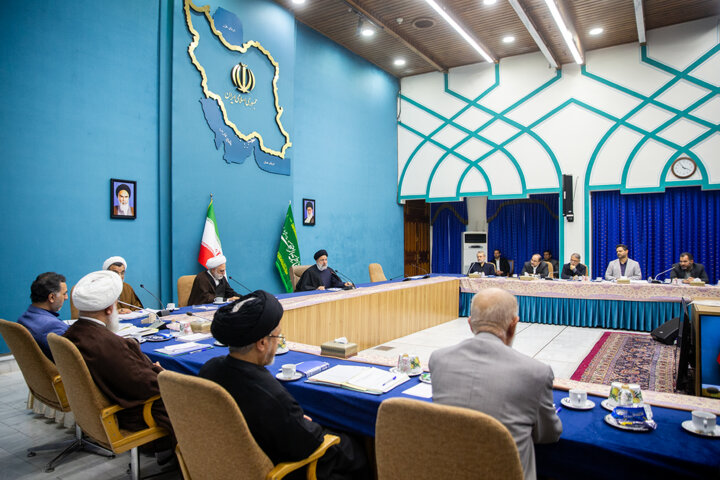 جلسه شورای عالی انقلاب فرهنگی