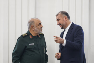 La réunion « La résistance est le secret de la victoire » à Téhéran
