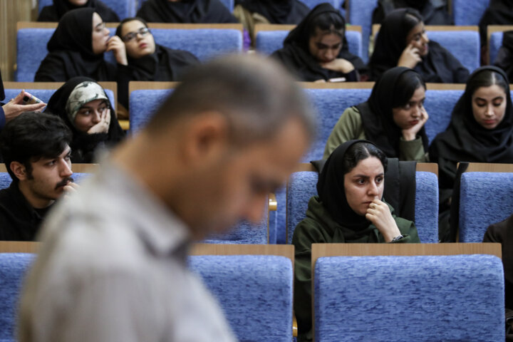 مشارکت دانشجویان در تصمیمسازی باعث شکوفایی استعدادهای آنان میشود