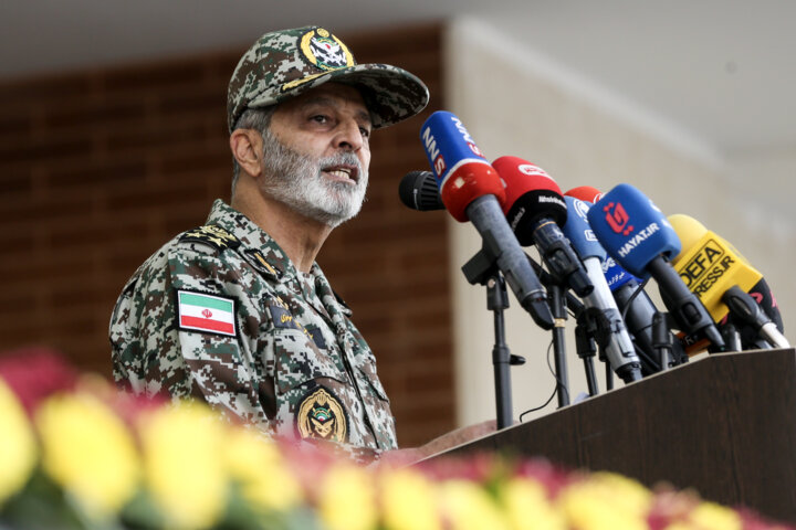 فرمانده کل ارتش: نیروهای مسلح جمهوری اسلامی ایران در هر سطحی آمادگی کامل دارند