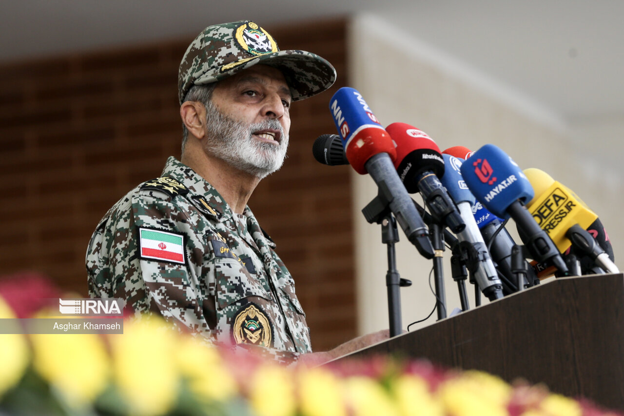 فرمانده کل ارتش: نیروهای مسلح جمهوری اسلامی ایران در هر سطحی آمادگی کامل دارند