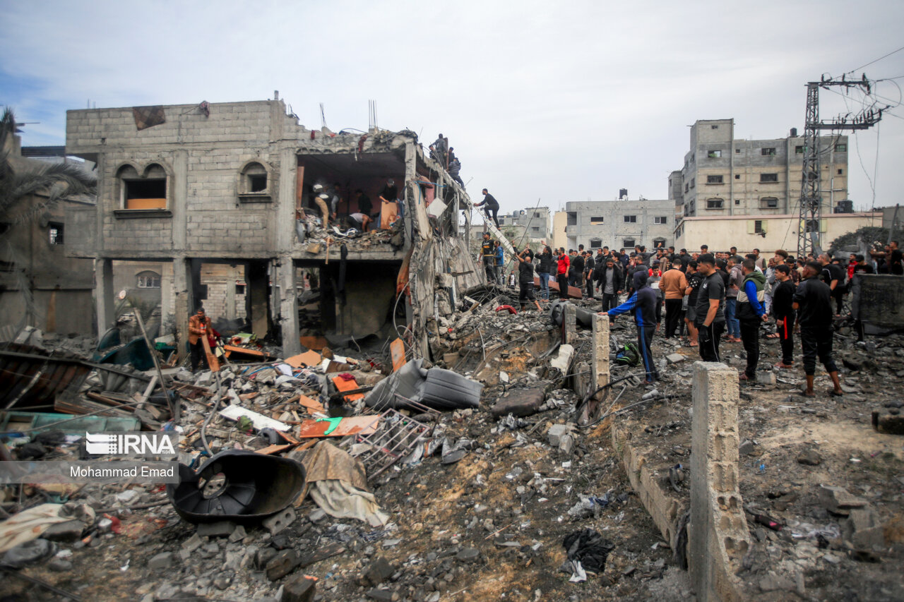 بمباران شدید ۳ اردوگاه در غزه از سوی جنگنده‌های رژیم صهیونیستی + فیلم