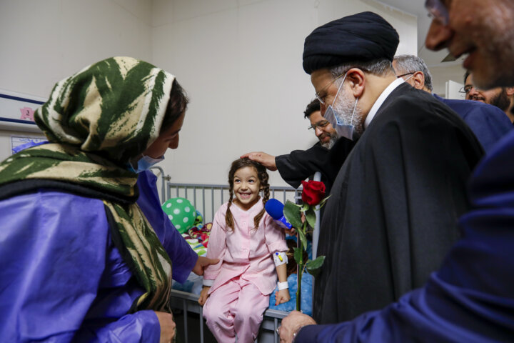 صندوق بیماریهای صعبالعلاج میراث شهید جمهور برای محرومان