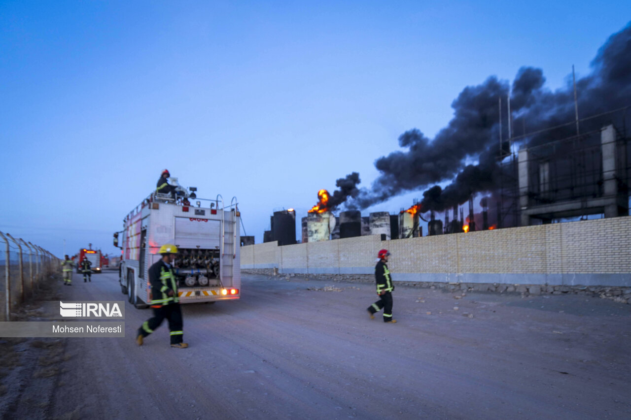 ناگفتههایی از آتشسوزی مینی پالایشگاه بیرجند + فیلم ناگفتههایی از آتشسوزی مینی پالایشگاه بیرجند + فیلم