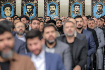 دیدار اعضای ستاد کنگره بزرگداشت شهدای استان آذربایجان شرقی با رهبر انقلاب