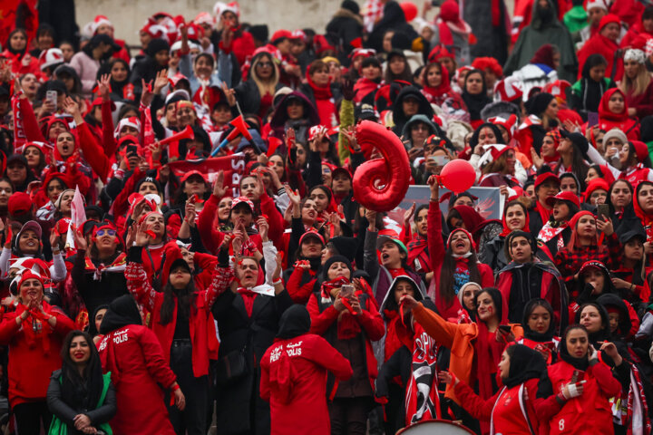 ورود بانوان به ورزشگاهها دستاوردی ارزنده با اجرای دولت سیزدهم