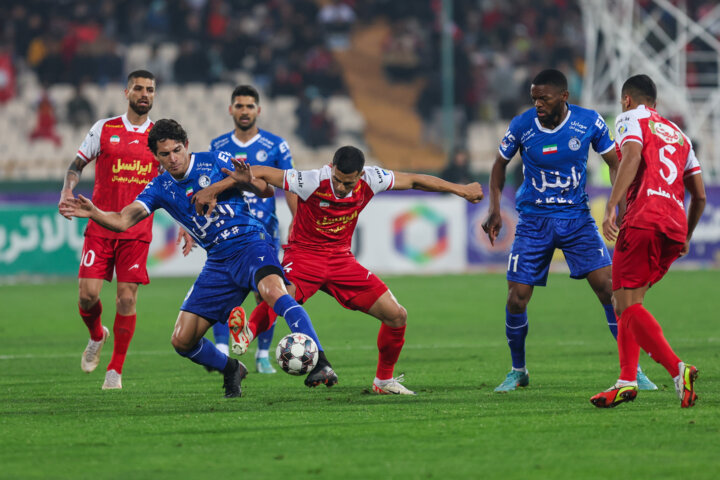 لیگ برتر فوتبال- پرسپولیس و استقلال