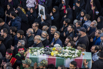 تشییع پیکر پنج شهید گمنام- سمنان