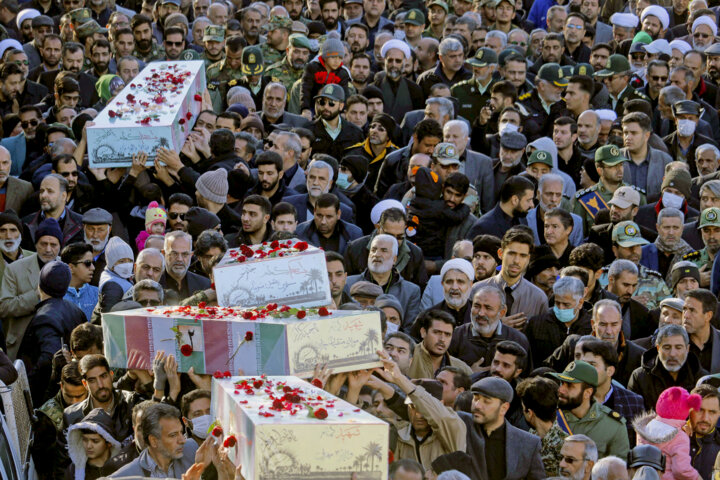 راهنمایان بینشان