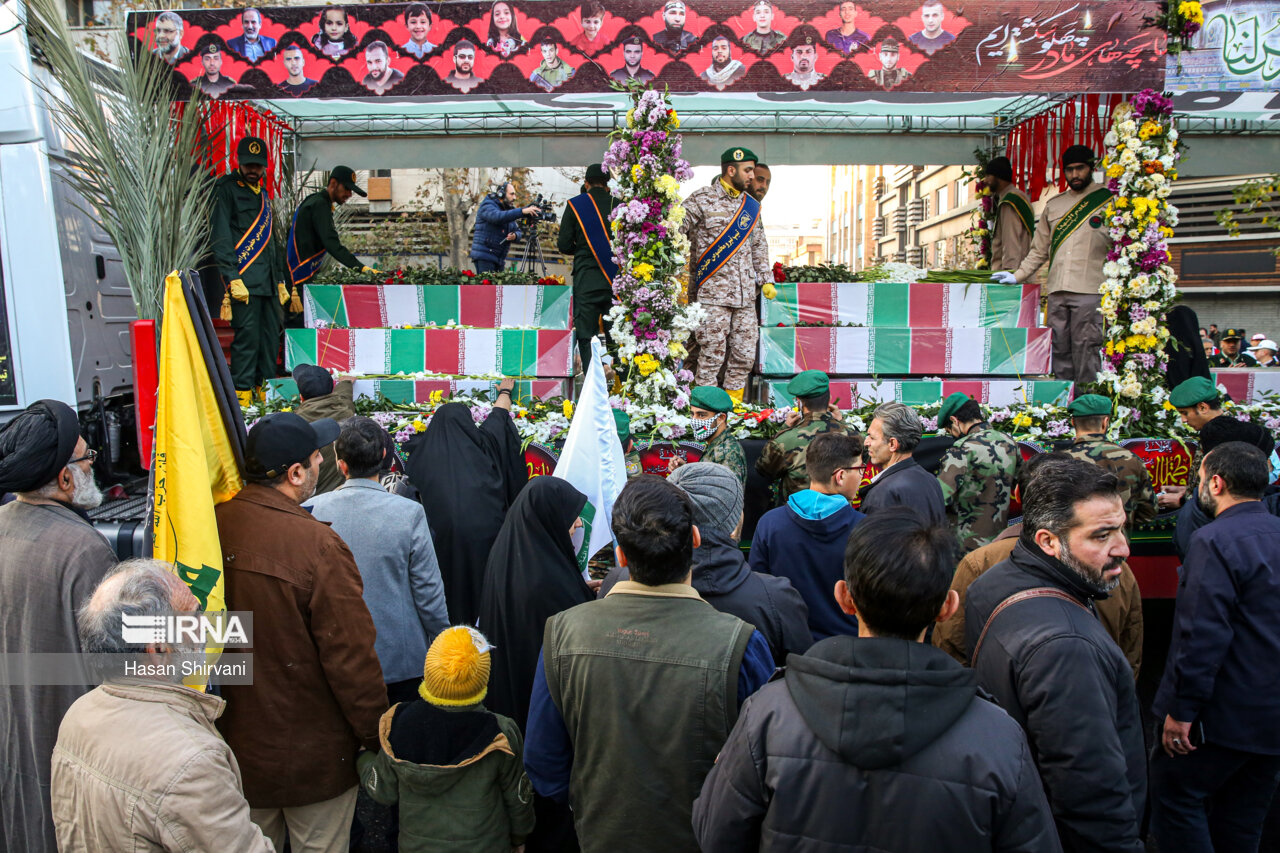 مراسم تشییع ۱۱۰ شهید گمنام همزمان با سالروز شهادت حضرت زهرا (س)