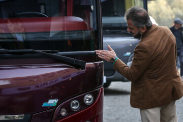 معاون شهردار تهران: منابع مالی خرید اتوبوس و تاکسی برقی خارجی تامین شده است