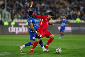 Iran's Esteghlal and Nassaji teams match