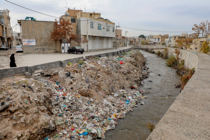 جمع‌آوری زباله از سطح شهر کرمانشاه رضایت‌بخش نیست