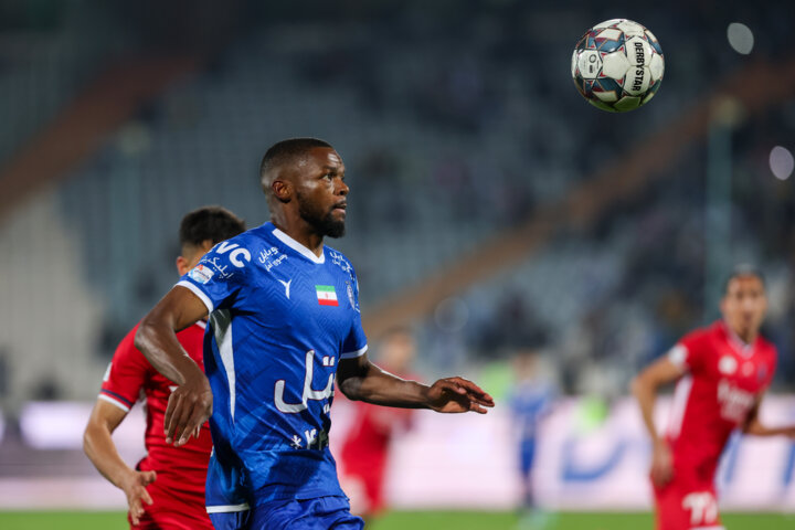 یزدانی به دنبال عبور از تختی و ساعی در روز دعوتنامه پرسپولیس برای کاپیتان استقلال!