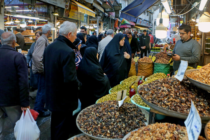 خرید شب چلّه در بازار رشت