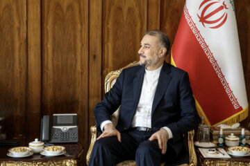 Iran-GB : AmirAbdollahian et Cameron se rencontrent en marge du sommet de Davos