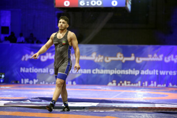 Téhéran (IRNA)-Deuxième journée du championnat national senior de lutte et premier tour de qualification des JO de Paris 2024 ; Elle a eu lieu hier jeudi (28 décembre 2023) dans la salle Shahid Heydarian dans la ville de Qom près de Téhéran. (Photo : Hamid Abédi)

