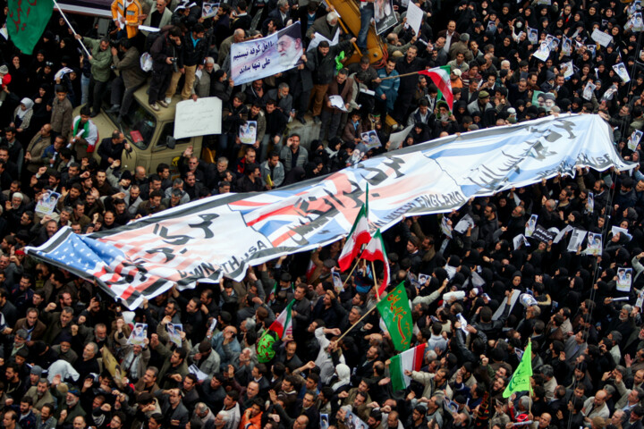 یوم‌الله ۹ دی روز اتحاد برای پاسداشت انقلاب اسلامی در برابر بدخواهان است