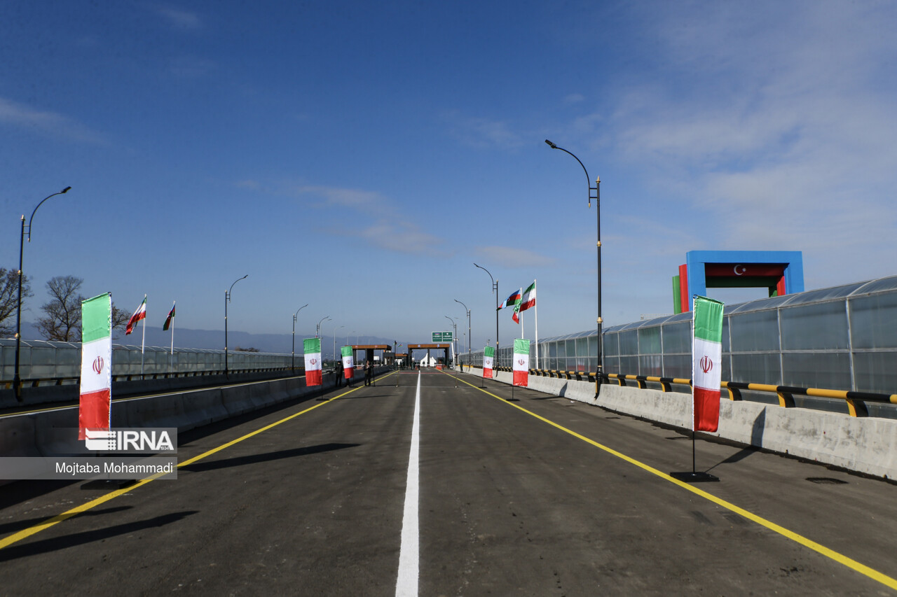 مراسم بهره برداری از پل مرزی جدید آستارا آذربایجان بر روی رودخانه آستاراچای احداث پل مرزی آستارا چای و بزرگراه آستارا آستارا