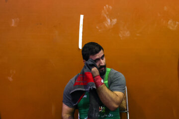 Iran’s weightlifting league finals