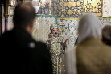 Iranian Christians commemorate the Eucharist at Vank Cathedral