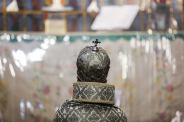 Iranian Christians commemorate the Eucharist at Vank Cathedral